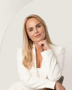 Technologės nuotrauka: „Ieva Indrulionienė — JOICO technologė, Vero K-PAK Color seminaro vedėja"