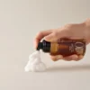 AnillO Dark Beer Biome stiprinanti galvos odos ampulės tekstūra
