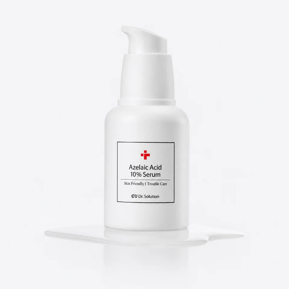 CUSKIN raminamasis skaistinantis serumas su 10 % azelaino rūgšties 30 ml
