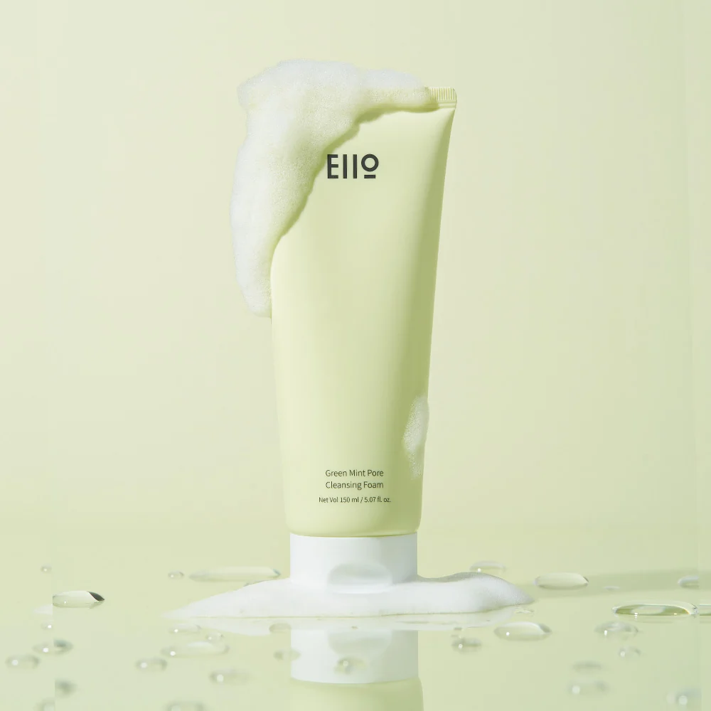 EIIO valomosios veido putos riebiai ir į bėrimus linkusiai odai, 150 ml